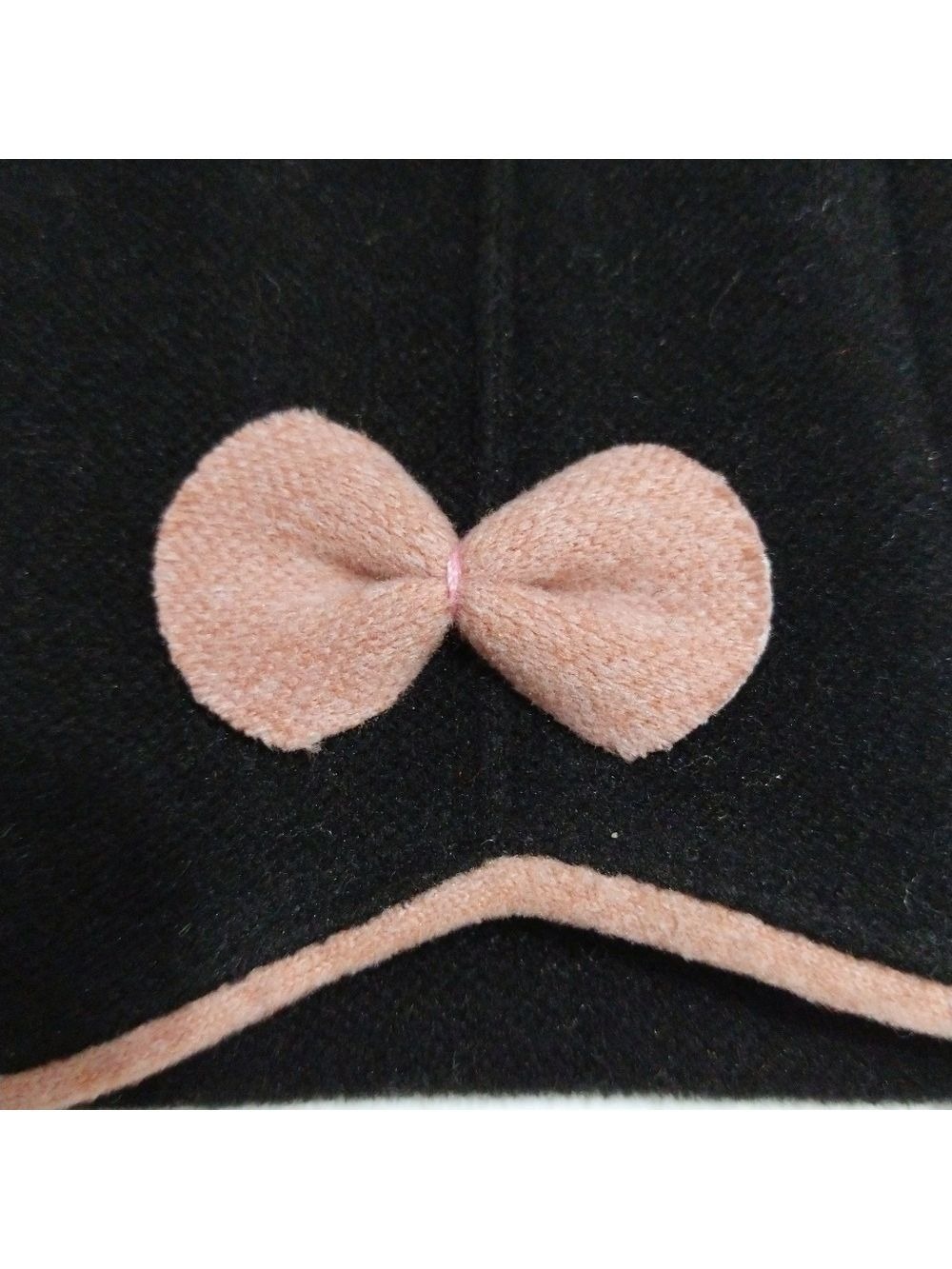 NWT Women's Faux Suede Black Gloves - Picture 5 of 5
